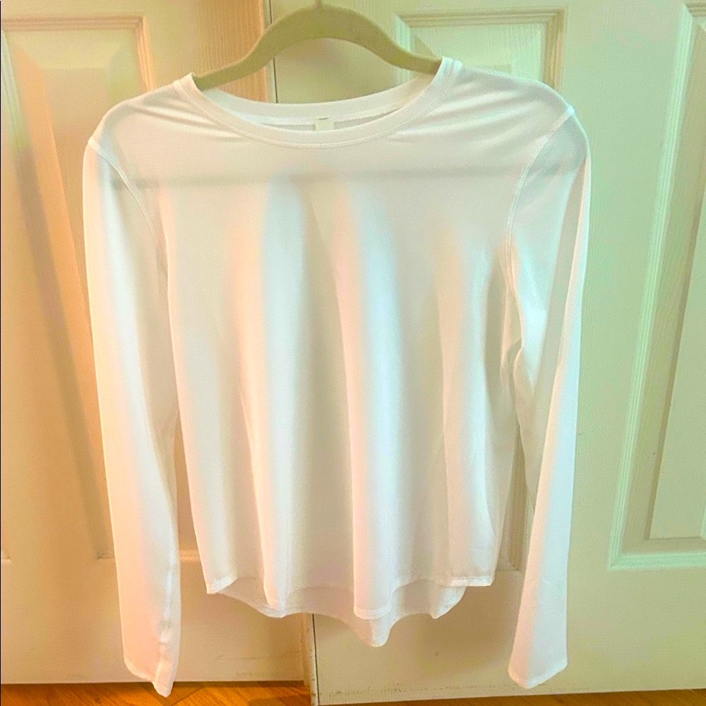 lululemon athletica White Long Sleeve Women's Tee